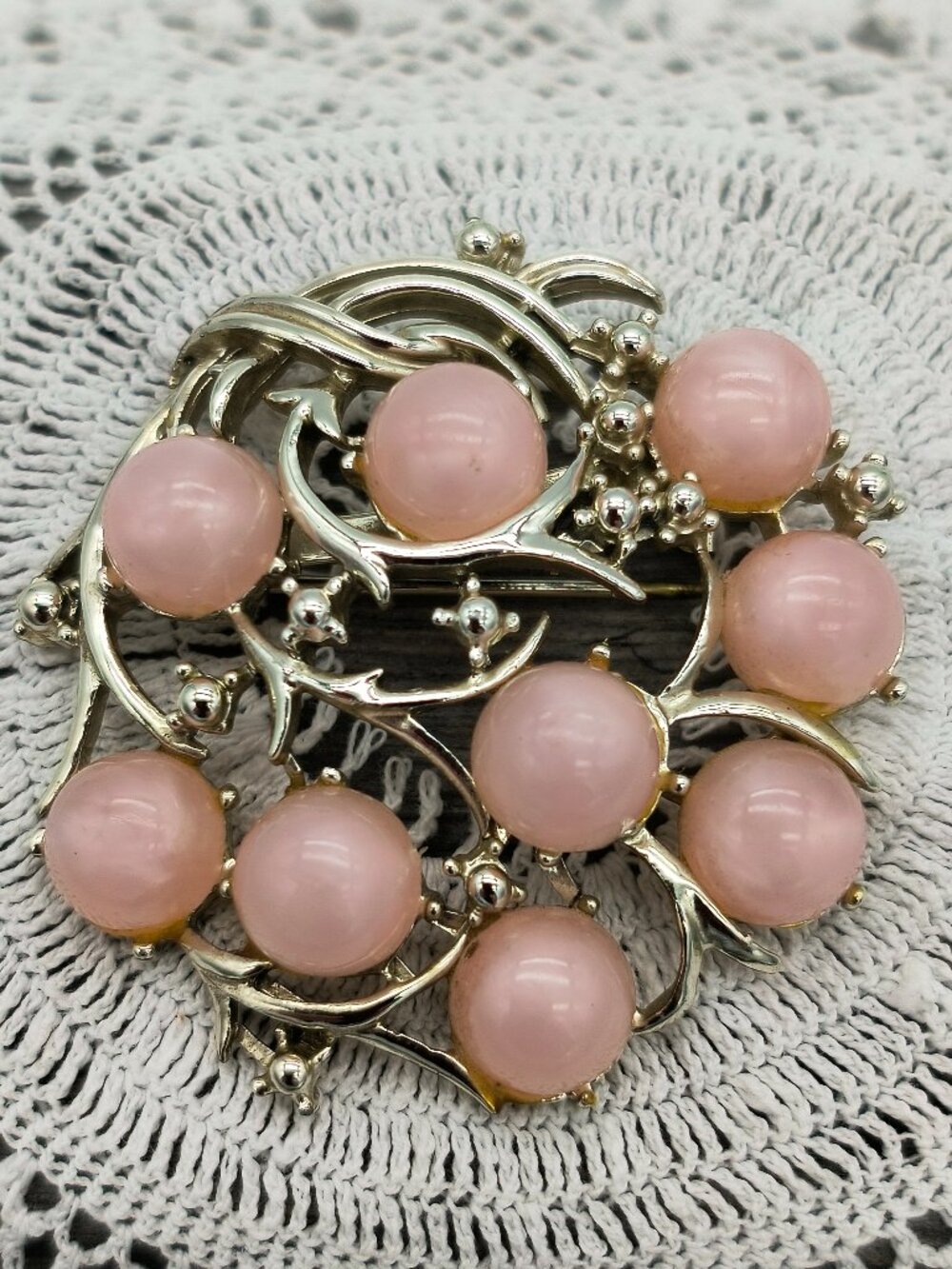 Vintage Coro Moonglow Pink Cabochon Brooch